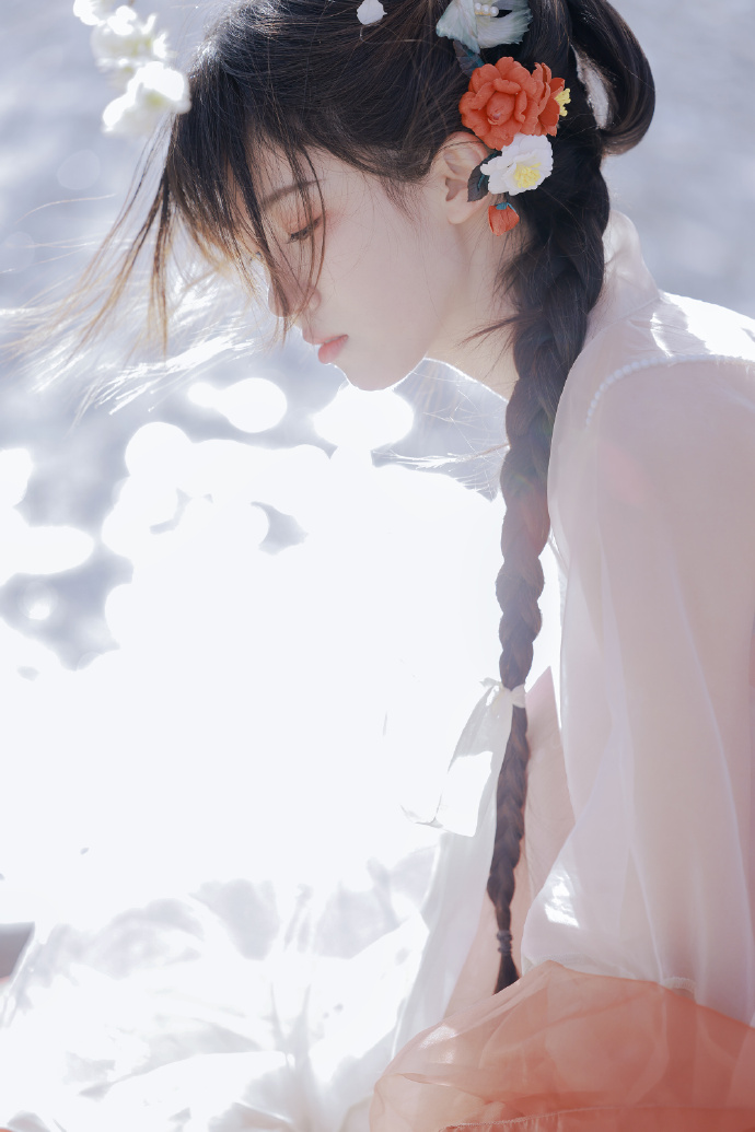 永恒族 封面